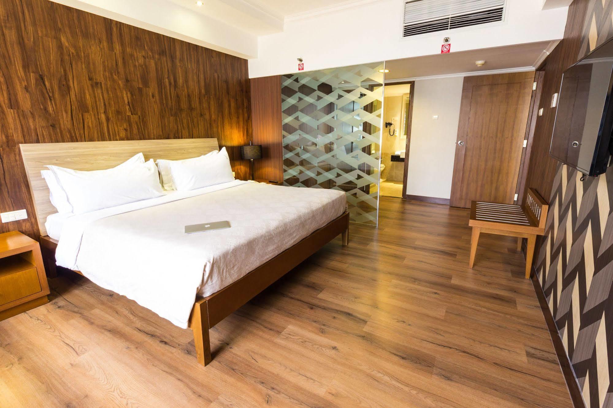 Hotel Artotel Gelora Senayan